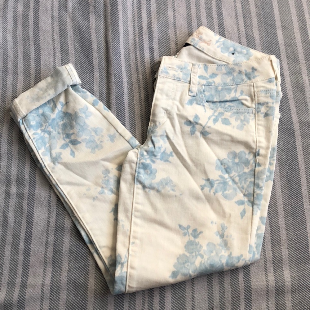 Floral American eagle jeans